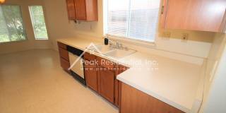 Nice 3bd/2ba House with 2 Car Garage near Bell & Rio Linda Blvd Gallery 9