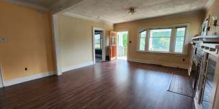 Pre-Leasing for September - 4bed/2bath House Gallery 7