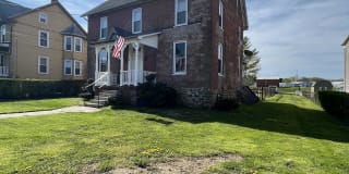 18 East Main Street Gallery 1