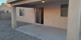 Available August!! Unfurnished Long Term Gallery 22