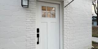 327 North Clarendon Avenue Gallery 19