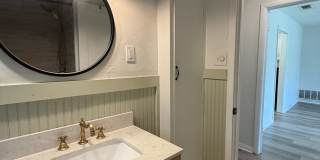 2/1 COMING SOON -NEWLY RENOVATED Gallery 10
