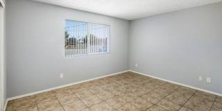3823 N 23rd Drive Gallery 11