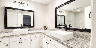 Spacious Fully-Furnished 5-Bedroom Home | Mid-Term Rental in Green Island Hills Gallery 13