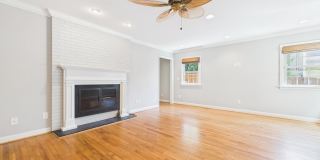 2912 Oberlin Road Gallery 21