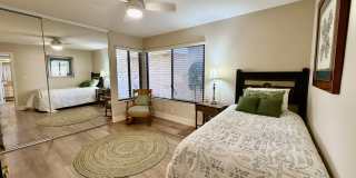 205 Las Lomas Gallery 15