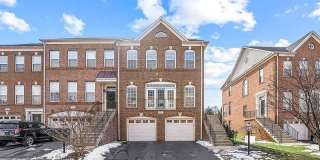 24689 SILTSTONE Square Gallery 1
