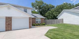 3 Bedroom Duplex! Gallery 1