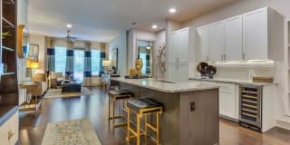 The Laurel Preston Hollow Gallery 5