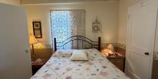 Furnished cozy 1 bedroom Duplex! Gallery 14