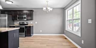 Pet Friendly Three Bedroom! Gallery 14