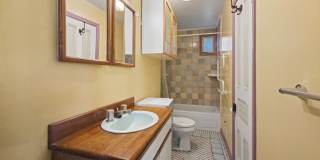 1726 Parker St # 1 Gallery 3