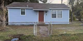 2121 Western Ave Gallery 1