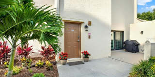 7530 SUNSHINE SKYWAY LANE S Gallery 3