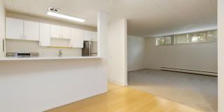 Seasons Apartments Gallery 29