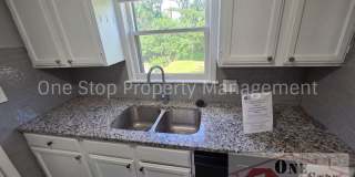 Beautiful 3 Bedroom 2 Bathroom in Kansas City Gallery 12
