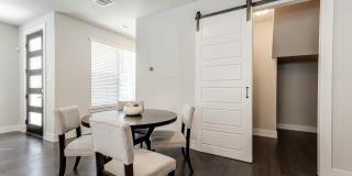 211 Claremont Gallery 4