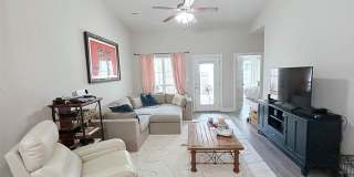2 Bedroom Townhome Near LSU| Gated Community Gallery 13