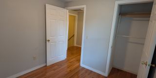 3 Barton St Apt 3 Gallery 16