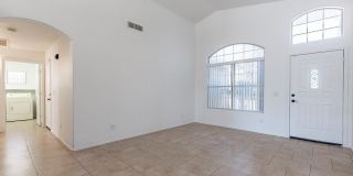 12471 W Holly Street Gallery 24