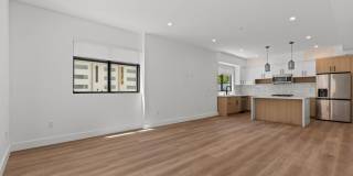 5841 Kester Ave Gallery 1