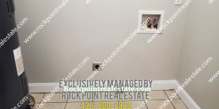 3 Bedroom 2 Bath Townhouse Gallery 10
