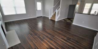 3 Bedroom - Dublin Gallery 15
