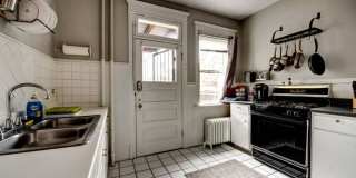 Beautiful two story unit with Victorian charm Gallery 8