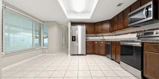Lakefront Rental in Bay Lakes | Bay Hill, Dr. Phillips Area Gallery 7