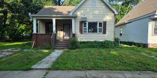 1100.00 3 Bed 1 Bath Gallery 1