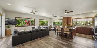 Tropical 4BR Gated Retreat w/ Sauna, Walk to Velzyland Beach Gallery 10