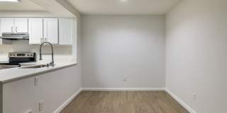 The Docks at Redmond Lakeview Gallery 23