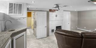 15 Overland Avenue Gallery 16