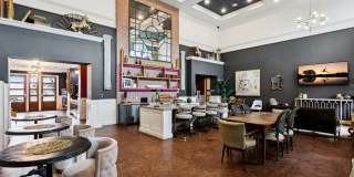 Delaneaux Gallery 3