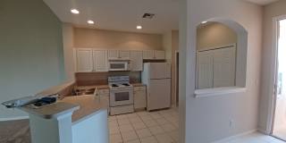 3/2 Condo in gated community off Colonial Blvd Gallery 7