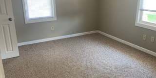 ***AVAILABLE AUGUST 2027*** 5 Bedroom 3 Bathrooms House Downtown Gallery 15