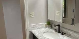 404 Meridian St. Gallery 7