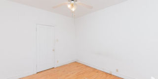 2253 W Argyle St Gallery 1