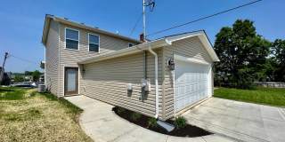 Brand New Home Walking distance to Spooky Nook Gallery 26