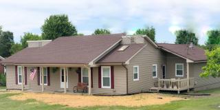 Fully Furnished Short-term rental Includes internet, cable, washer, dryer, etc Gallery 1