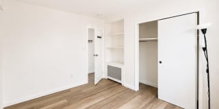 83 Lyon Place Gallery 11