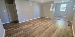 3/1 on Spacious Corner Lot! Gallery 4