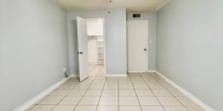 Nice 1/1 apartment - move in now no rent till January Nice 1/1 apartment - move in now no rent till January Gallery 13