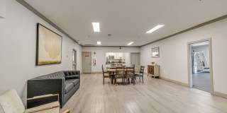 Martinez Hillside - 55+ Active Adults Apartment Homes Gallery 16