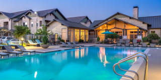 Olympus Waterford Gallery 33