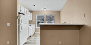 Two Bedroom Near The Powers Corridor Gallery 37