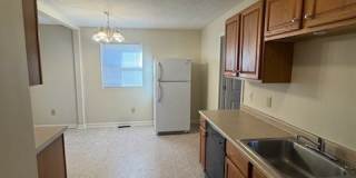 849 S Maple B Avenue Gallery 5