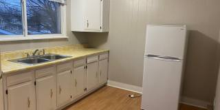 Upstairs One Bedroom Unit Gallery 1