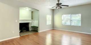 Charming Three bedroom one bath with huge backyard Gallery 15