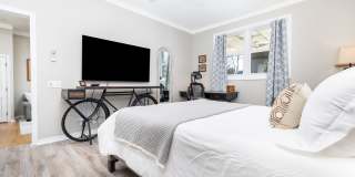 Fully Furnished Cottage by Yale Gallery 41